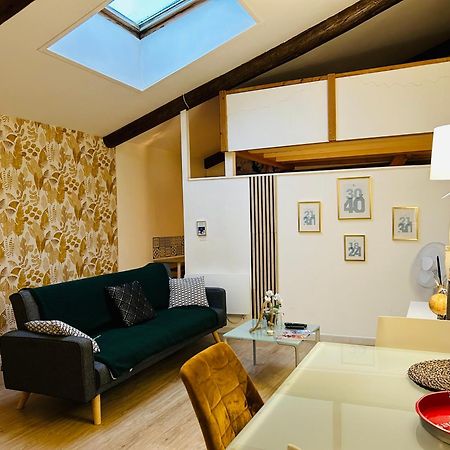 Le Saint-Lazare Appartement Au Calme Intra Muros أفينيون المظهر الخارجي الصورة